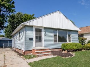 690 Glenhurst Rd, Willowick, OH 44095
