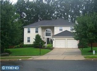 24 Spring Ridge Ct, Blackwood, NJ 08012
