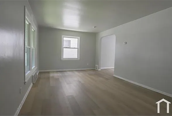 12402 Imperial Ave — Photo 10