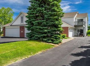 10135 Monarch Rd UNIT 4-120D, Roscoe, IL 61073