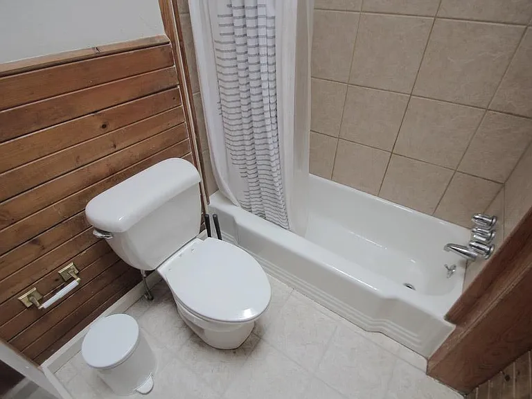 126 S Trenton Ave — Photo 15