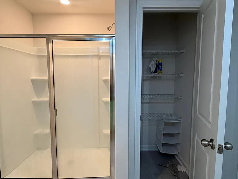 1121 Tilburn Ter — Photo 32
