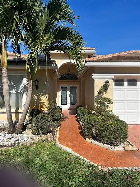 1st image of 5864 La Gorce Cir