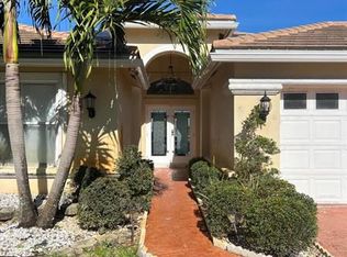 5864 La Gorce Cir, Lake Worth, FL 33463