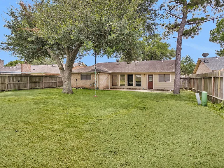 3127 Wagon Trail Dr — Photo 27