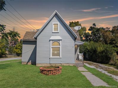 32 Labadie St, Ecorse, MI, 48229