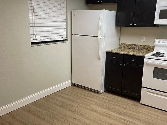5th image of 719 Pinellas Bayway S APT 307