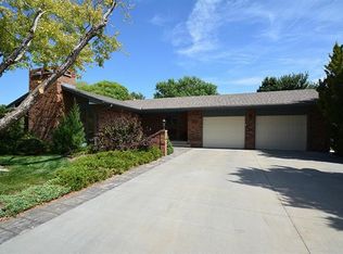 2704 N Easy St, Garden City, KS 67846