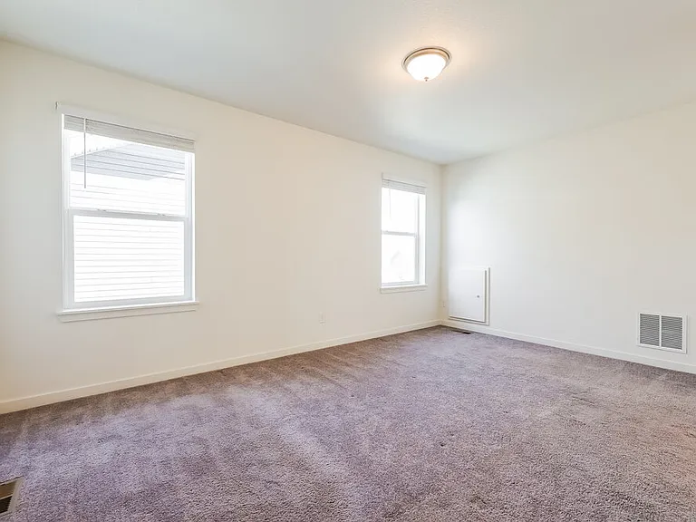 18607 E 47th Pl — Photo 12