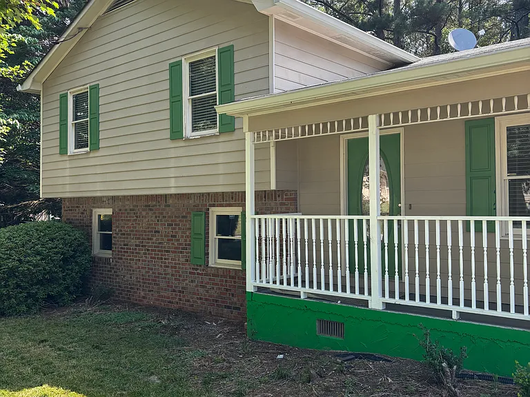 1460 Marthas Ct — Photo 1