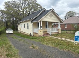108 Moir St, Eden, NC 27288