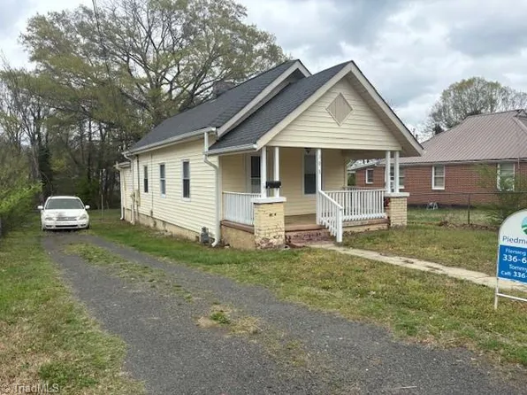 108 Moir St, Eden, NC 27288