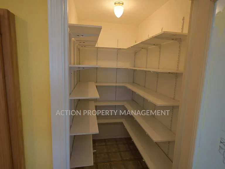 70 Amethyst Dr — Photo 13