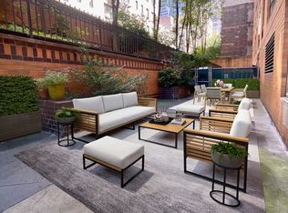 321 W 54th St APT 114, New York, NY 10019