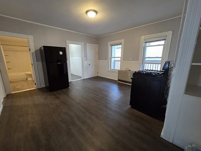 186 Bell St #3 — Photo 13