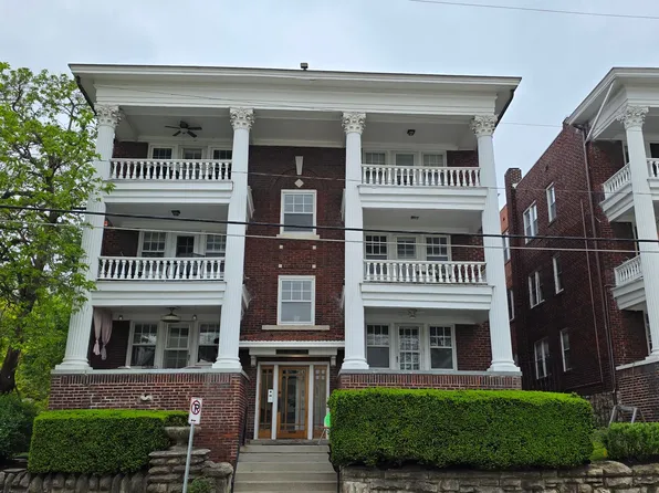 319 E 43rd St APT 1, Kansas City, MO 64111