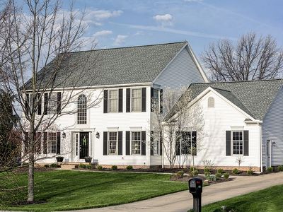 7568 Lakedge Ct, Hudson, OH, 44236