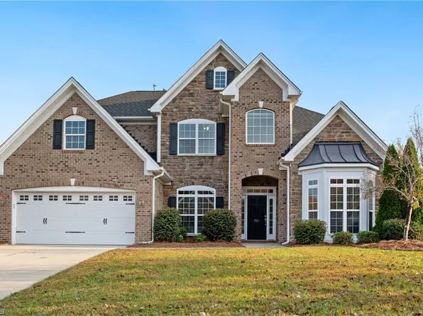 751 Cannonade Dr, Whitsett, NC 27377