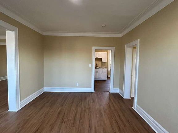 3rd image of 168 S Clinton St #D9