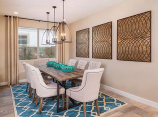 2933 E Sunland Ave, Phoenix, AZ 85040