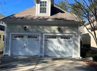 34 Falconridge Dr, Spring Lake, NC 28390