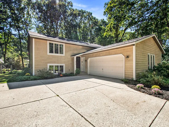 2170 Eagle Blvd, Holland, MI 49424