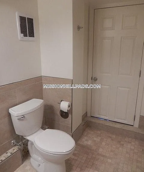 6 Saint James Pl — Photo 49