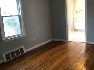 18705 Washtenaw St, Harper Woods, MI 48225