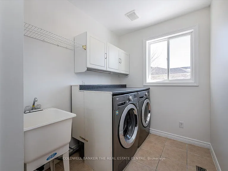 229 Sproule Dr — Photo 18