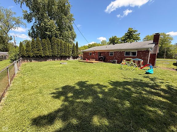 4th image of 7424 McFarland Rd
