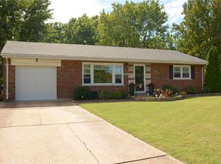 7108 Rockhaven Ln, Saint Louis, MO