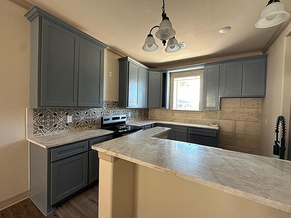 2nd image of 3002 Spirit Ln