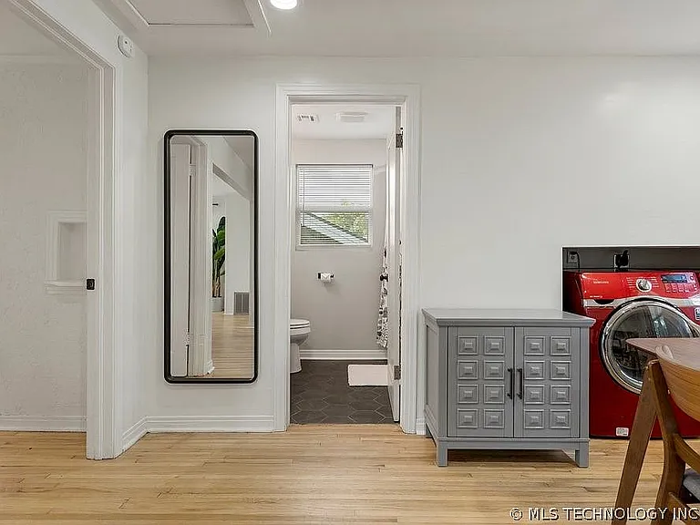 1204 S Zunis Ave #2 — Photo 11