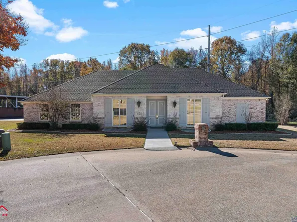 26 Estates Ct, Longview, TX 75605