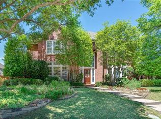 2105 Bluebonnet Dr, Richardson, TX 75082