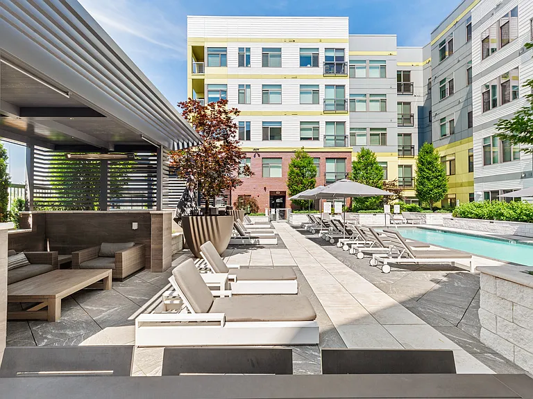 Luxe at Alewife — Photo 3