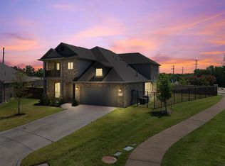 155 Red Cedar Ct, Balch Springs, TX 75181