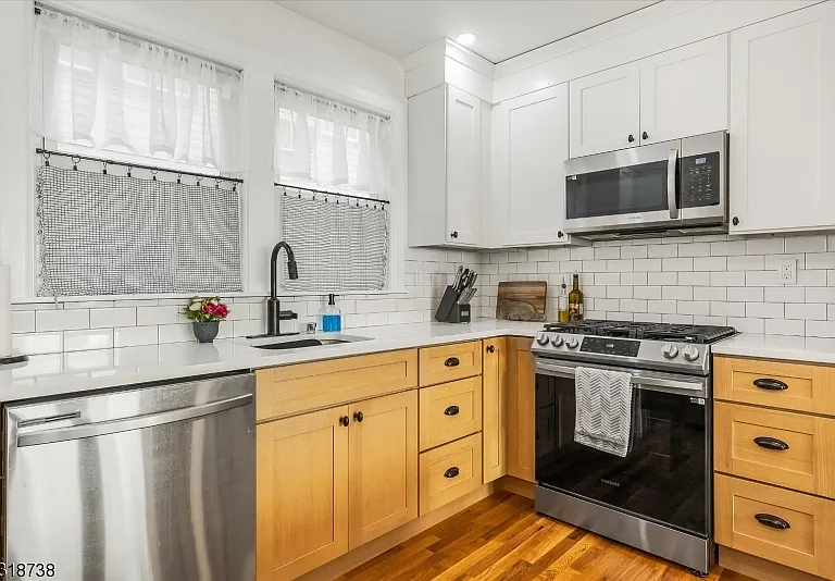 46 James St #1 — Photo 9