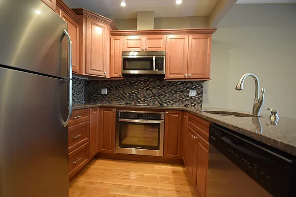 Rented by Urban Realty NYC | media 14