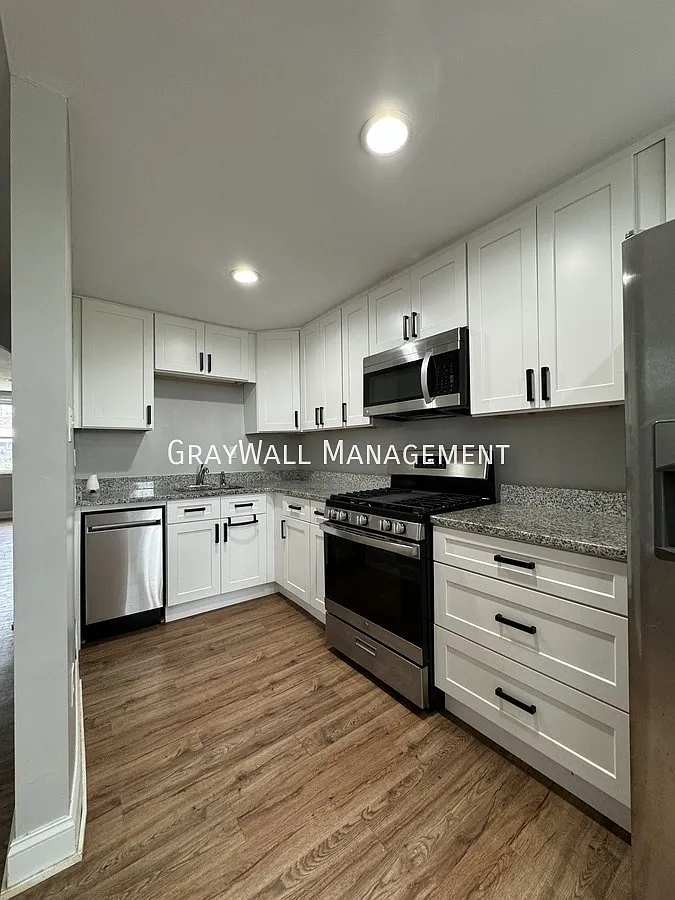 $2,050 - 3 Bedroom 1 Bathroom House In Collingdale With Great Amenities — Photo 1