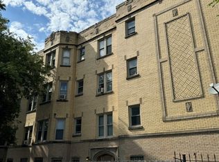 824 S 17th Ave APT 1B, Maywood, IL