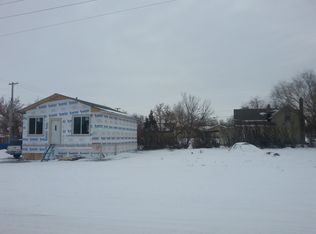 3 Flynn Ave, Bainville, MT 59212