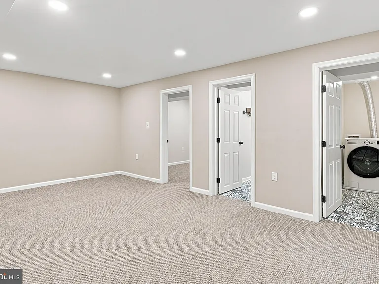 11414 Bronzedale Dr — Photo 43