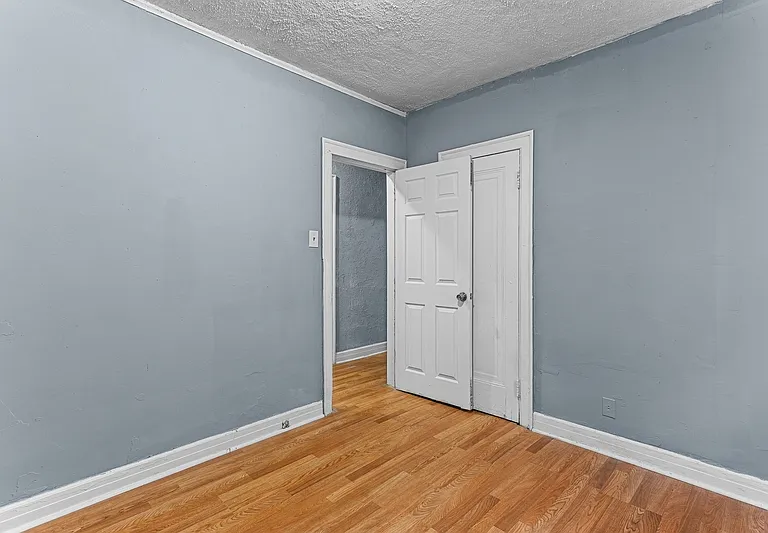 14814 Sussex St #1 — Photo 12