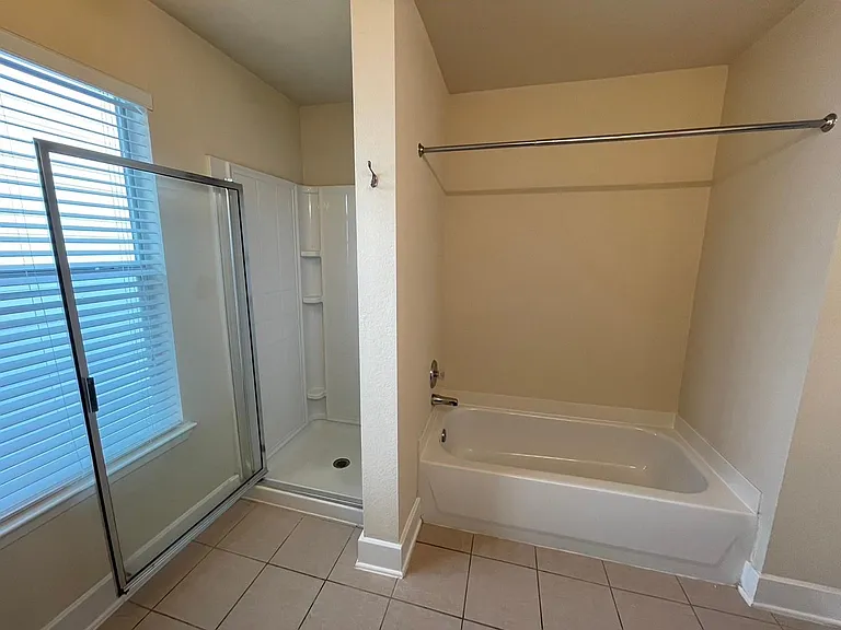 11928 Prior Park Dr — Photo 18
