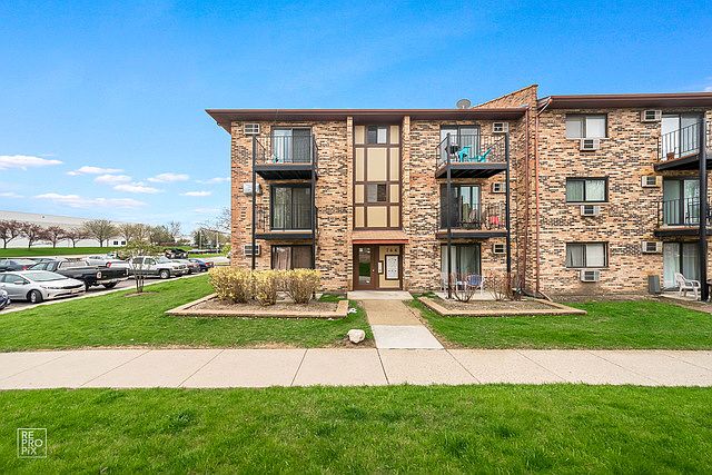 1st image of 144 Klein Creek Ct APT 3C