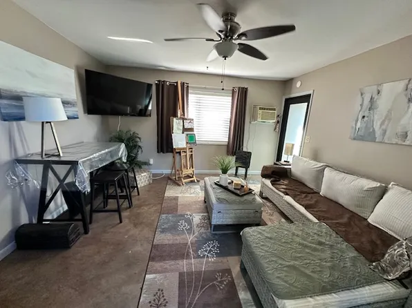 217 NW 39th St, Fort Lauderdale, FL 33309