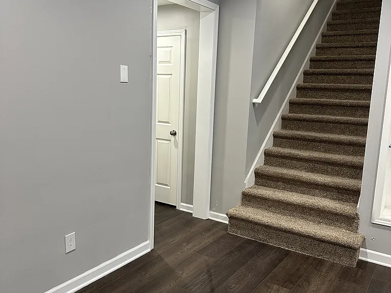 495 Pine Bough Ct — Photo 43