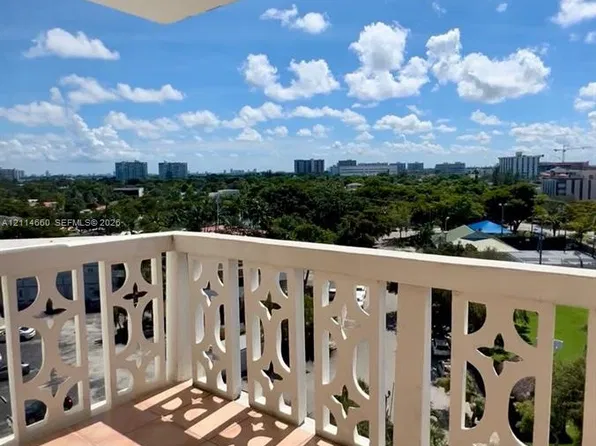 13155 Ixora Ct APT 802, North Miami, FL 33181