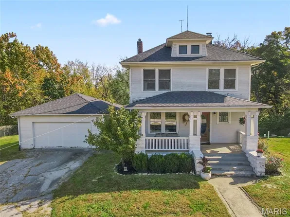 1600 Koch Rd, O'Fallon, MO 63366